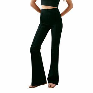 Spanx The Perfect Pant, Hi-Rise Flare. Size small.